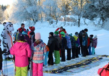 2019-skitag-grundschulen-6.jpg