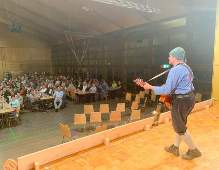 Über 100 begeisterte Kinder beim Familientag der Skizunft Brend