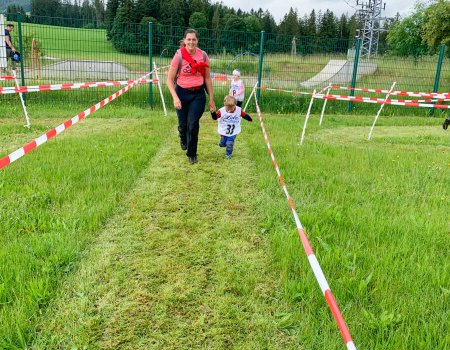 Über 100 begeisterte Kinder beim Familientag der Skizunft Brend