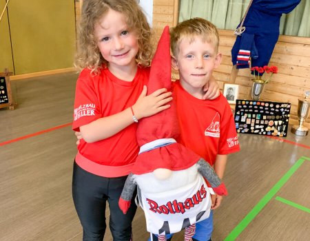 Über 100 begeisterte Kinder beim Familientag der Skizunft Brend